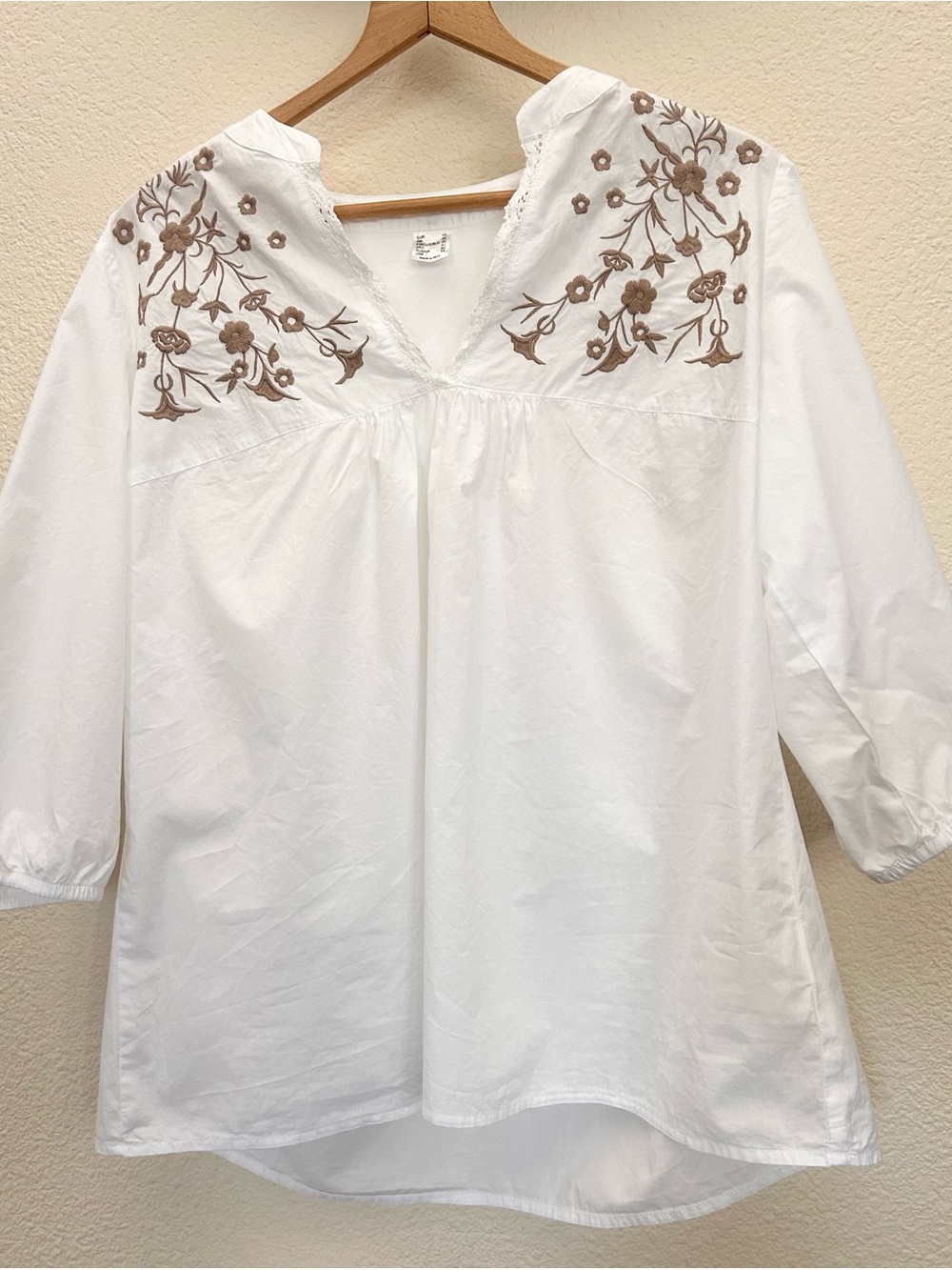 Boho White Cotton 3/4-Sleeve Peasant Blouse with Brown Floral Embroidery size 14